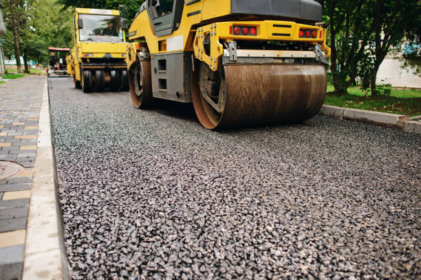 Best Residential Driveway Paver Services  in Oasis, CA